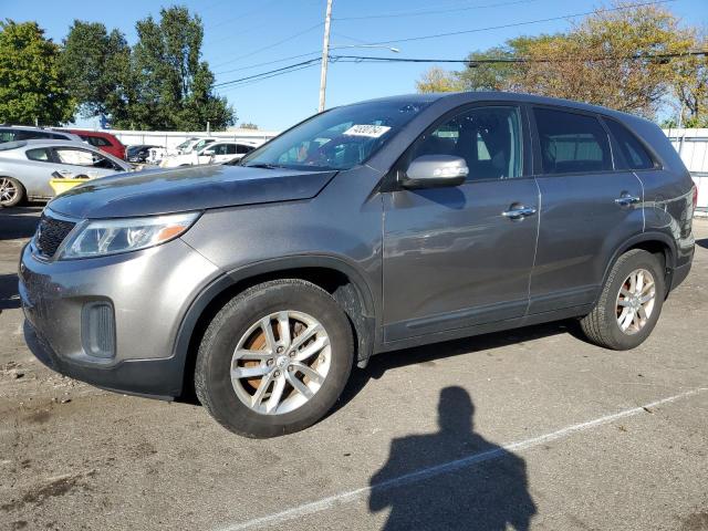 VIN 5XYKT3A64FG631020 2015 KIA Sorento, LX no.1