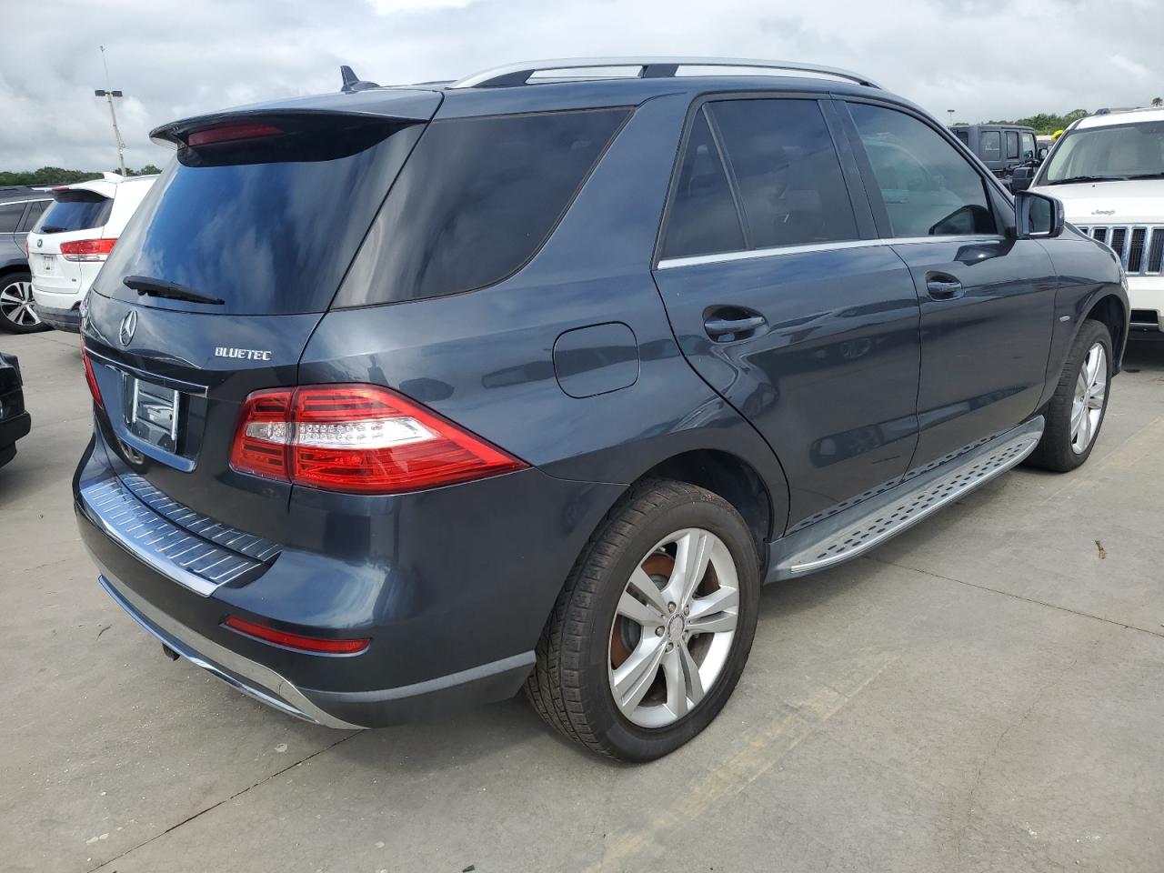 Lot #2890656600 2012 MERCEDES-BENZ ML 350 BLU