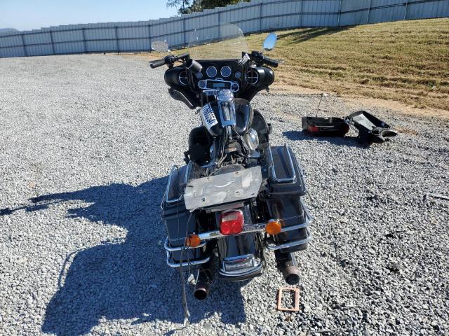 2011 HARLEY-DAVIDSON FLHTCU 1HD1FC412BB600984