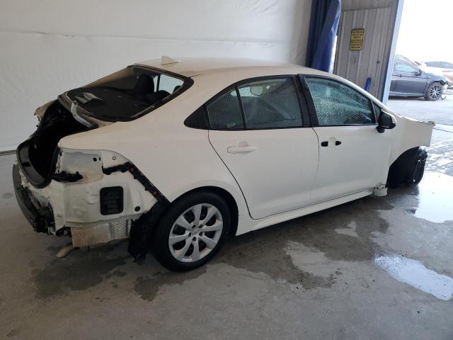 VIN 5YFEPMAE6NP307625 2022 Toyota Corolla, LE no.3