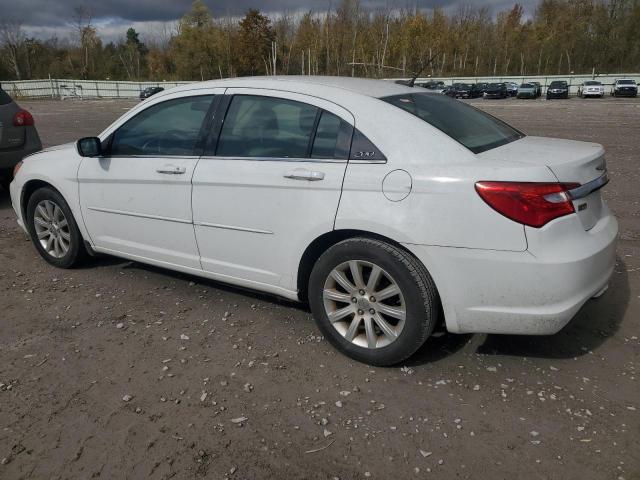 VIN 1C3CCBBG5DN703648 2013 Chrysler 200, Touring no.2