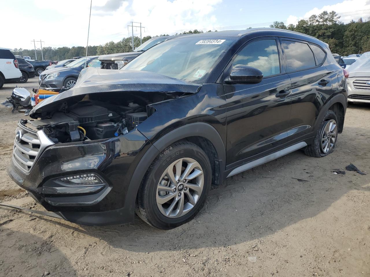  Salvage Hyundai TUCSON