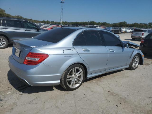 VIN WDDGF8AB7DF899668 2013 Mercedes-Benz C-Class, 3... no.3