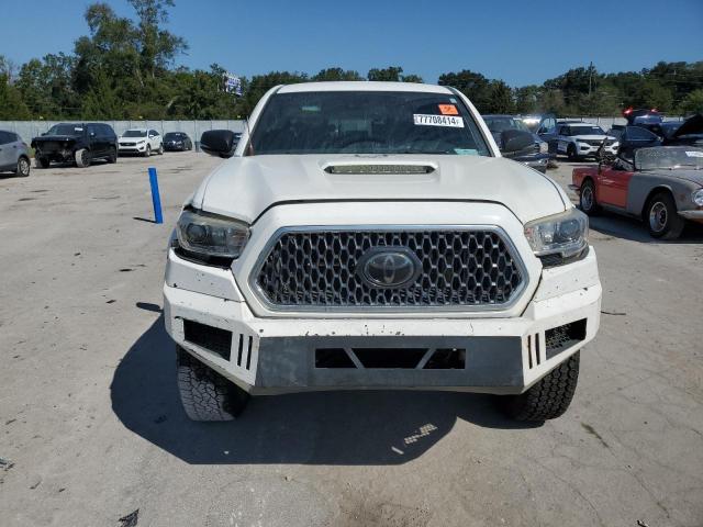 VIN 5TFCZ5AN8JX157987 2018 Toyota Tacoma, Double Cab no.5