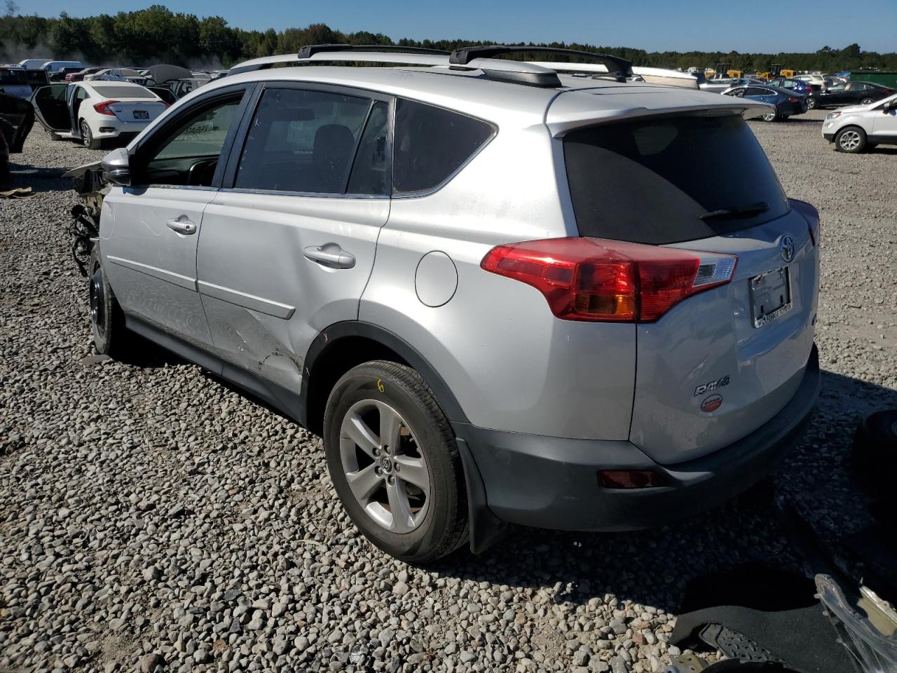 Lot #3024152813 2015 TOYOTA RAV4 XLE