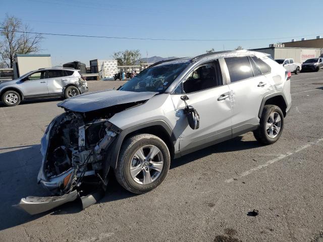 TOYOTA RAV4 XLE 2023 silver  gas 2T3P1RFV8PW344300 photo #1