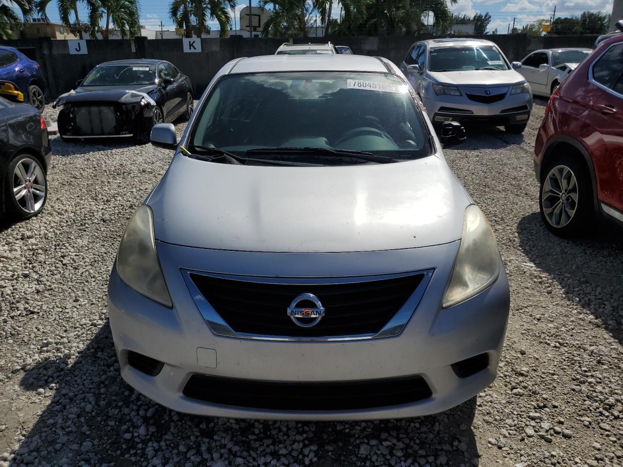 Lot #3029579069 2014 NISSAN VERSA S