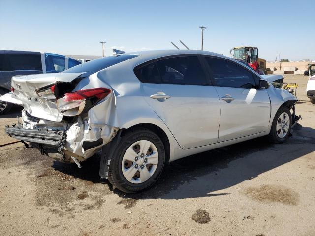 VIN 3KPFL4A70JE213186 2018 KIA Forte, LX no.3