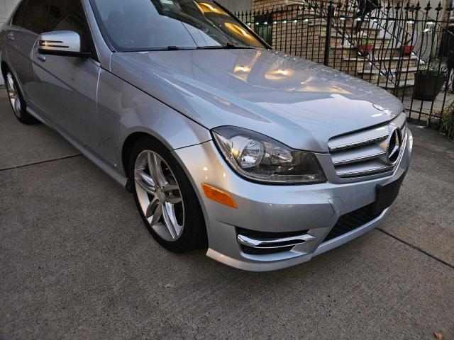 VIN WDDGF8AB0DR278870 2013 Mercedes-Benz C-Class, 3... no.1