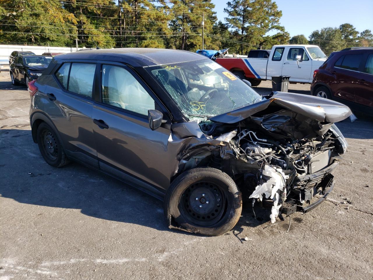 Lot #2955276536 2020 NISSAN KICKS S