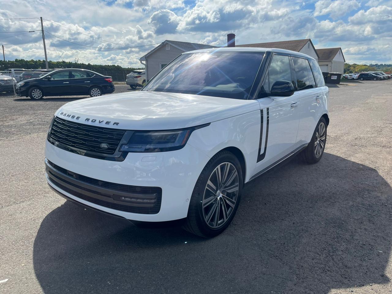 Land Rover Range Rover 2023 SE