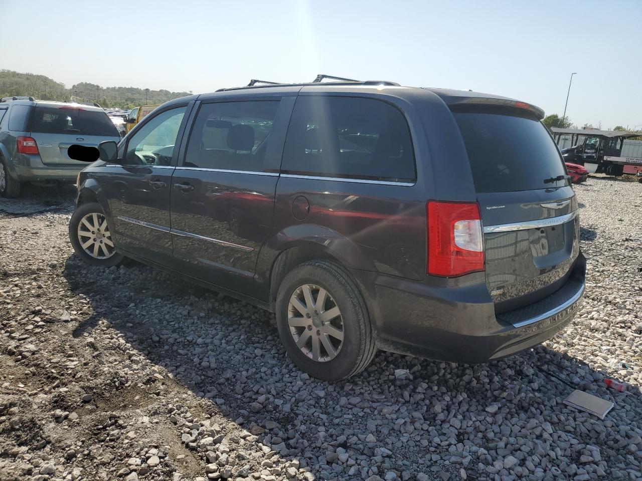 Lot #2926362377 2016 CHRYSLER TOWN & COU