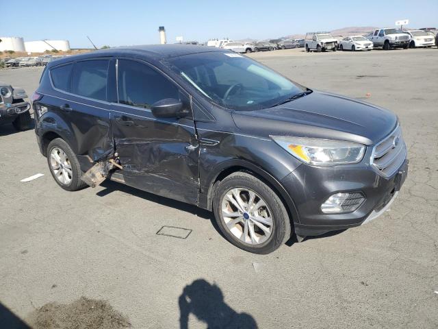 2017 FORD ESCAPE SE - 1FMCU9GD5HUE97500