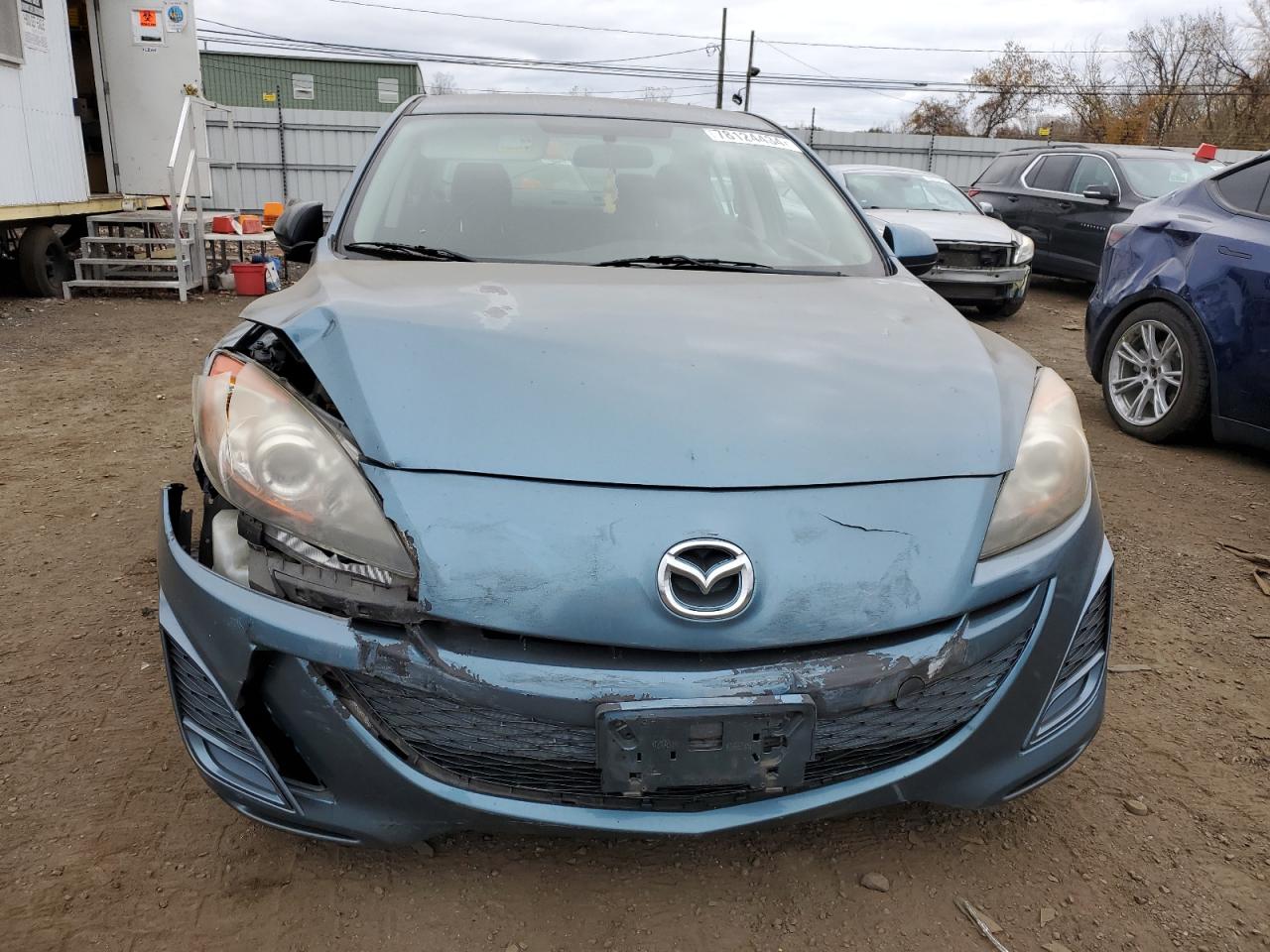 Lot #2959291419 2011 MAZDA 3 I