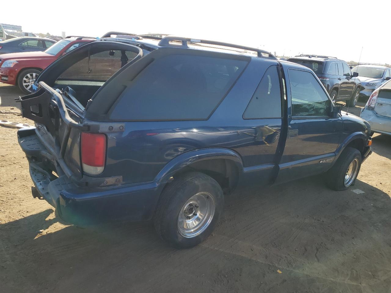 Lot #2921330822 2001 CHEVROLET BLAZER