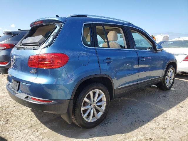 VIN WVGSV7AX2HK004304 2017 VOLKSWAGEN TIGUAN no.3