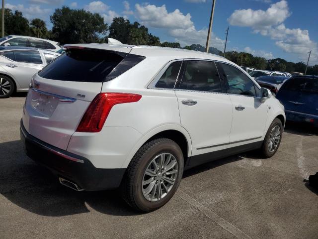 VIN 1GYKNCRS1JZ203308 2018 Cadillac XT5, Luxury no.3