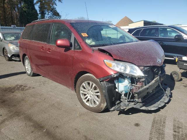 2011 TOYOTA SIENNA #3282342273