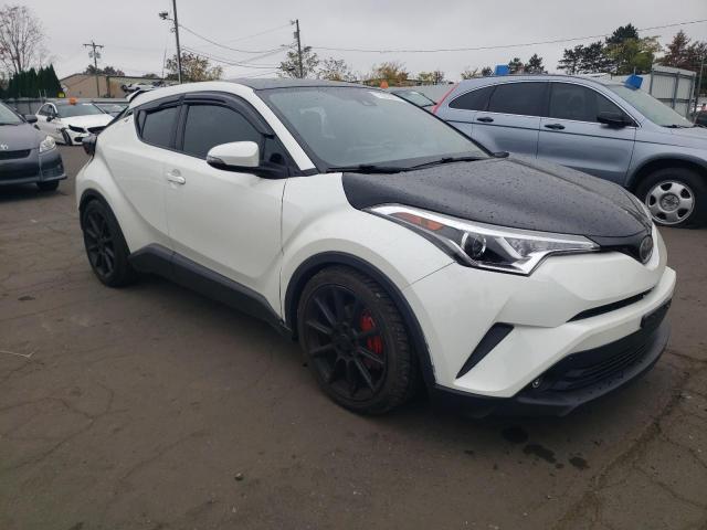 VIN NMTKHMBX1JR027157 2018 Toyota C-HR, Xle no.4