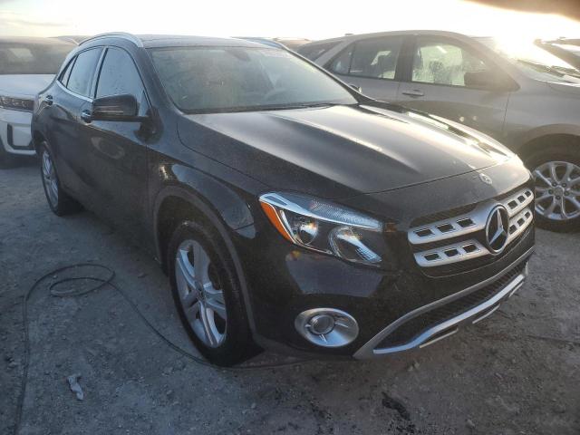 VIN WDCTG4EB5JJ517665 2018 MERCEDES-BENZ GLA-CLASS no.4