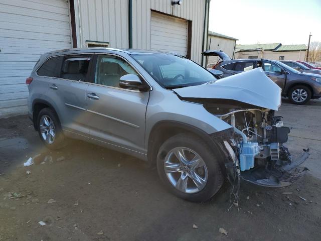 VIN 5TDDZRFH8JS840549 2018 Toyota Highlander, Limited no.4