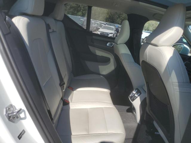 2021 VOLVO XC40 T5 MO - YV4162UKXM2457917