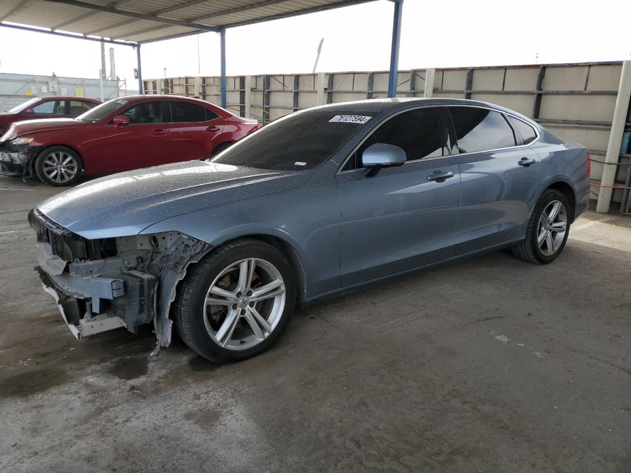 VOLVO S90 T5 MOMENTUM