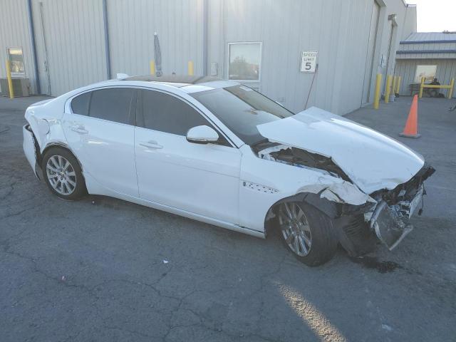 2019 JAGUAR XE - SAJAR4FX2KCP48452