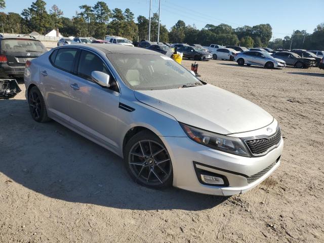 VIN 5XXGN4A7XFG387831 2015 KIA Optima, EX no.4