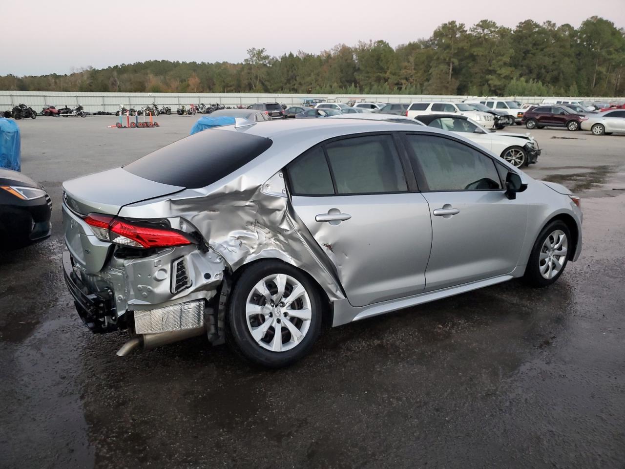 Lot #2964262842 2020 TOYOTA COROLLA LE