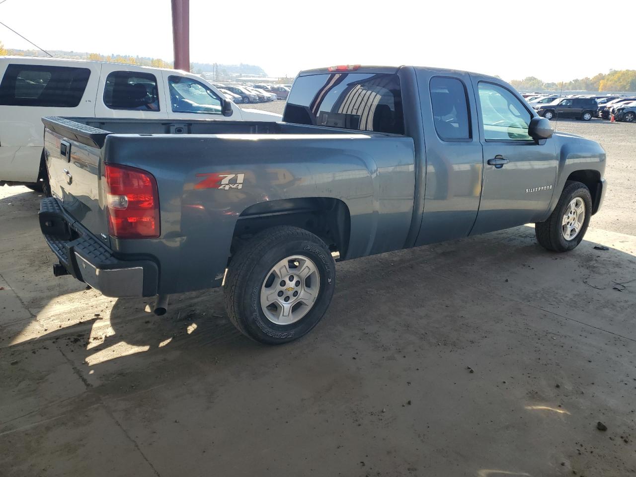 CHEVROLET SILVERADO 2008 blue 4dr ext gas 2GCEK19J981223901 photo #4