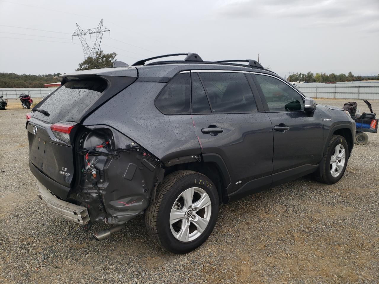 Lot #2989500861 2020 TOYOTA RAV4 LE