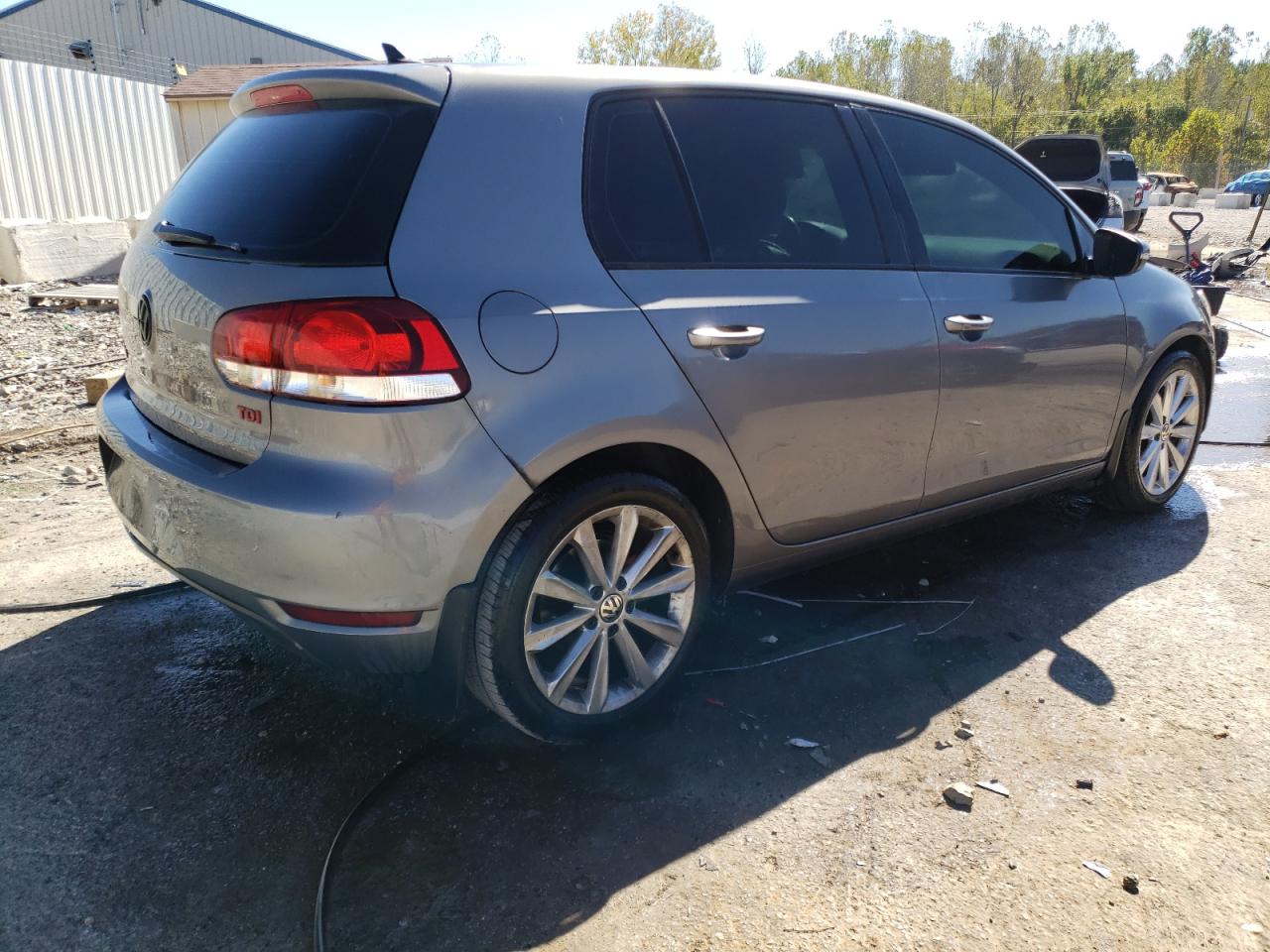 Lot #2926332562 2012 VOLKSWAGEN GOLF