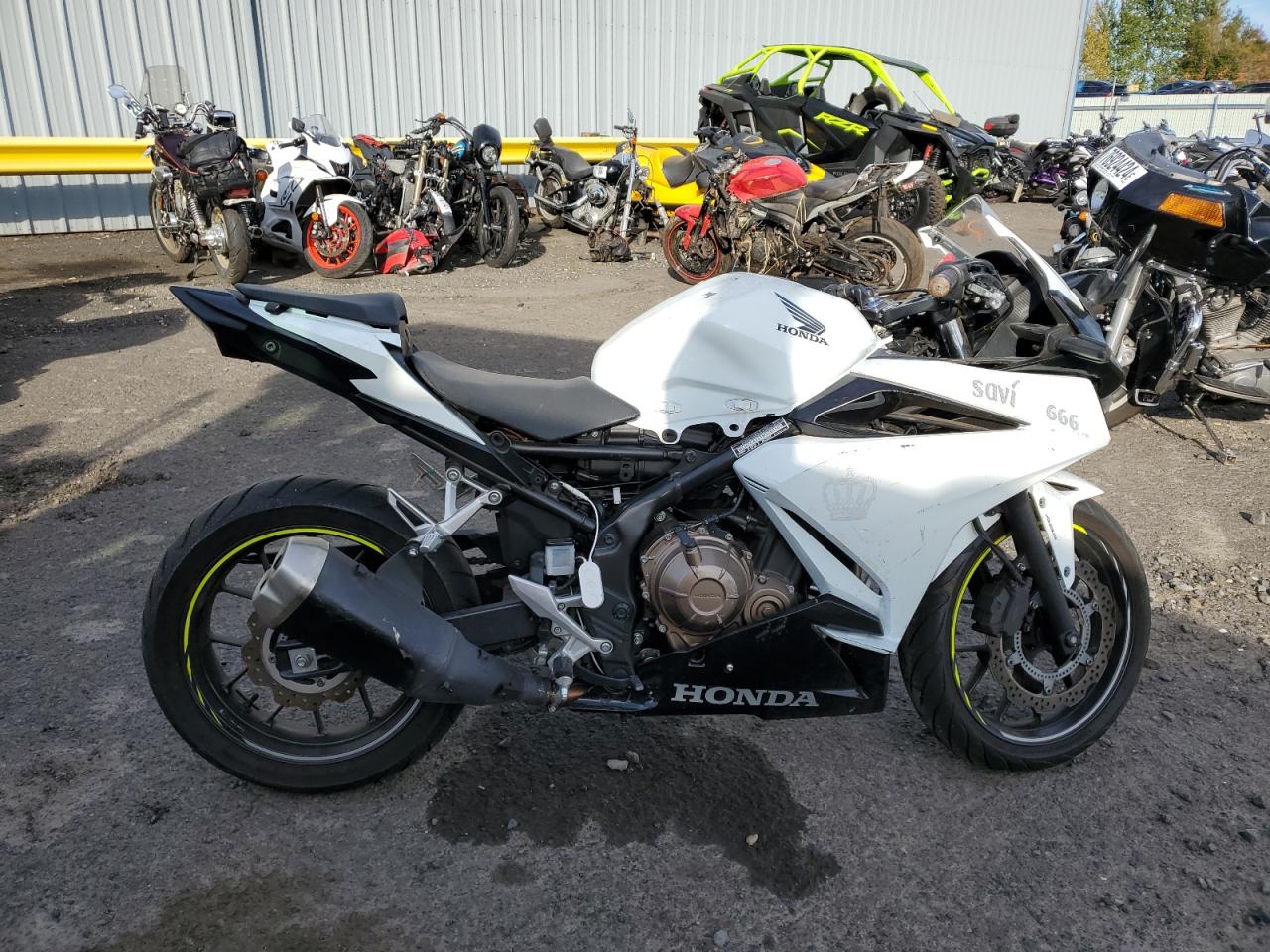 Honda CBR500 2021 CBR500R