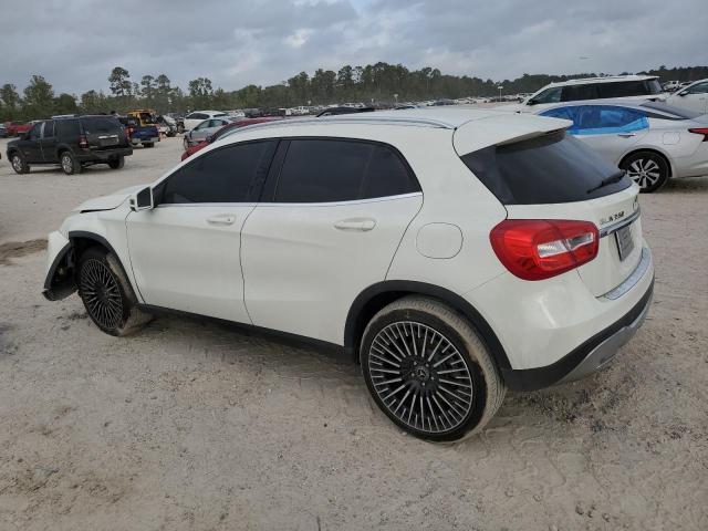 VIN WDCTG4EB0JJ463238 2018 MERCEDES-BENZ GLA-CLASS no.2