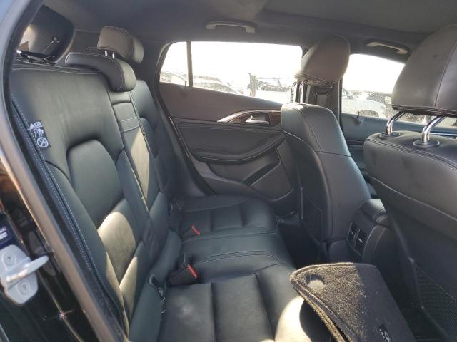 2018 INFINITI QX30 BASE - SJKCH5CR4JA056321