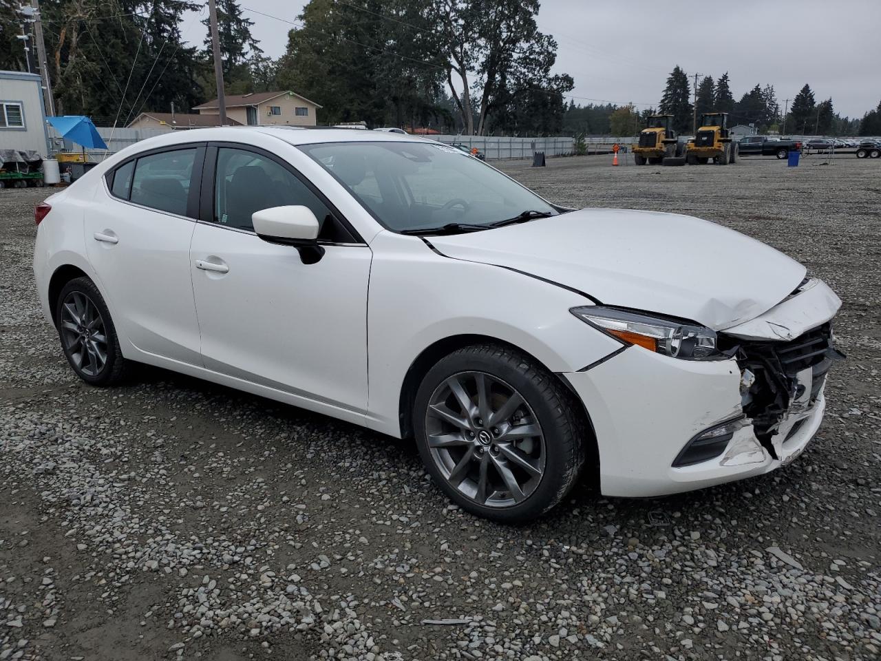 Lot #3004360783 2018 MAZDA 3 TOURING