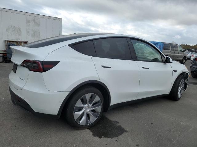 2022 TESLA MODEL Y 7SAYGDEE3NF431907