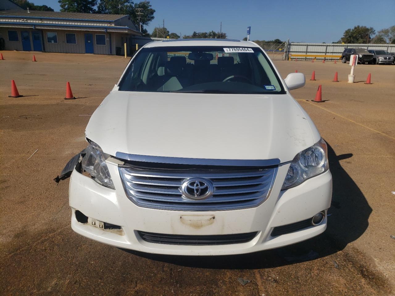 Lot #3004104959 2008 TOYOTA AVALON XL