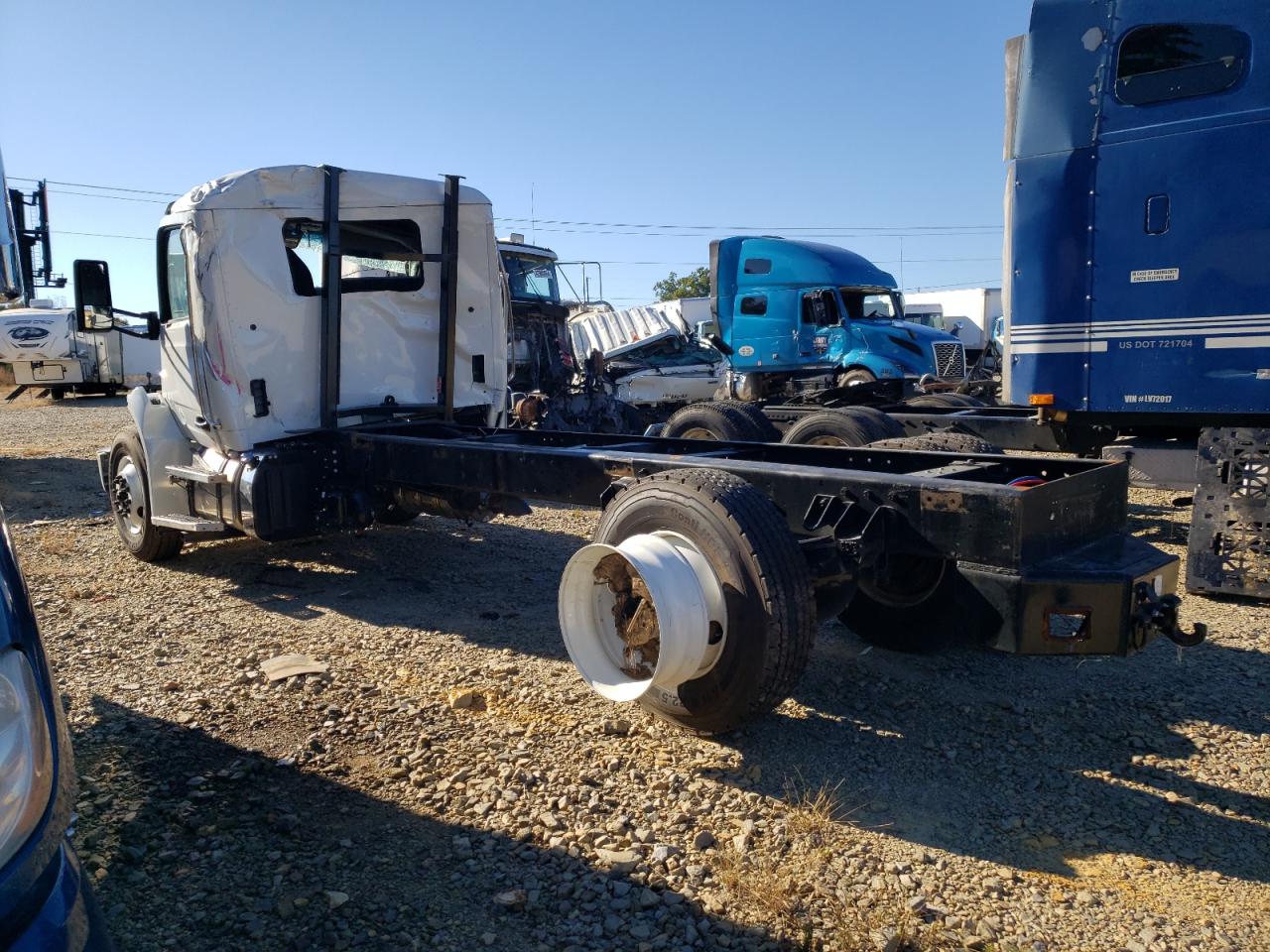 Lot #2923522145 2024 PETERBILT 537