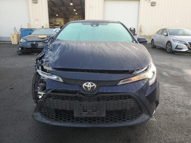 VIN 5YFEPMAE9NP316285 2022 Toyota Corolla, LE no.5