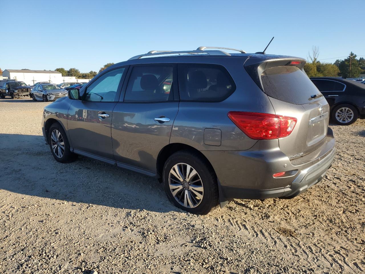 Lot #2920861405 2018 NISSAN PATHFINDER