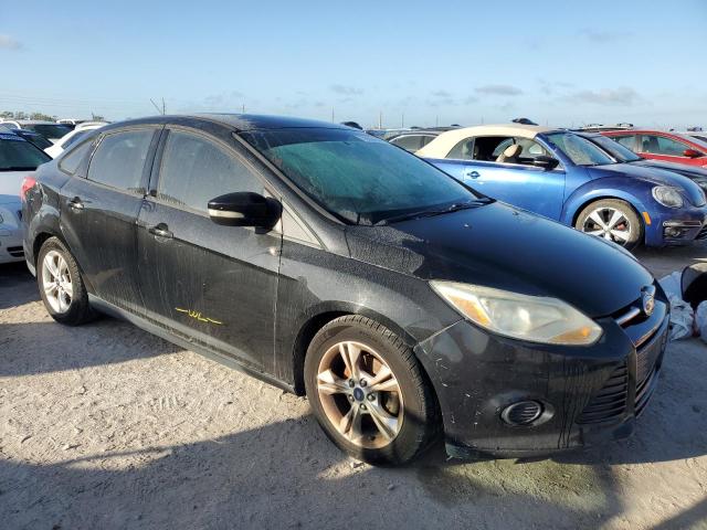 VIN 1FADP3F20EL261115 2014 Ford Focus, SE no.4