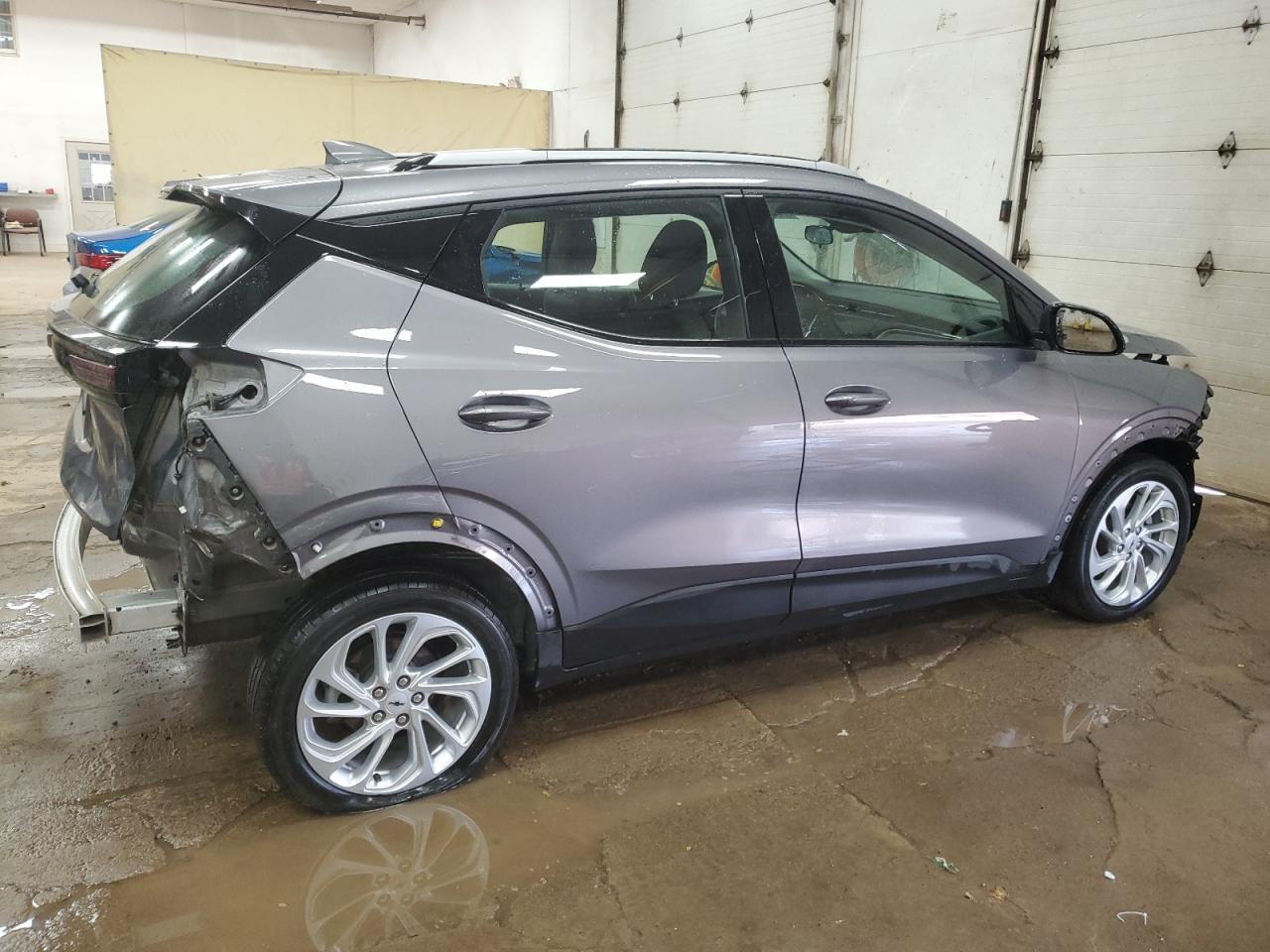 Lot #2977051566 2023 CHEVROLET BOLT EUV L