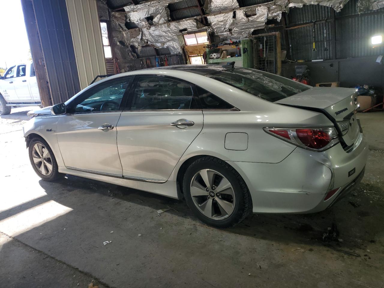 Lot #3004189900 2011 HYUNDAI SONATA HYB