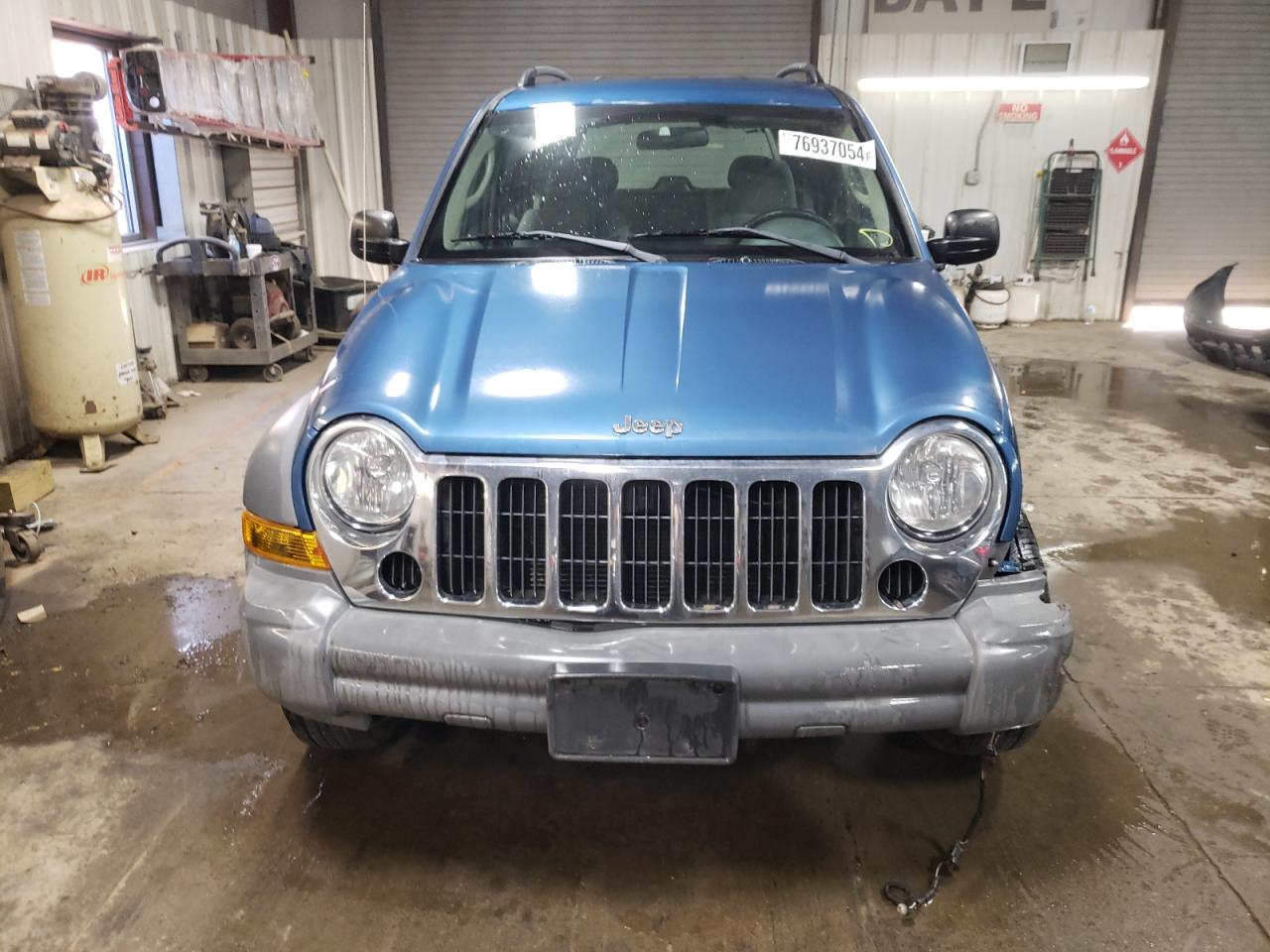 Lot #2940701409 2005 JEEP LIBERTY SP