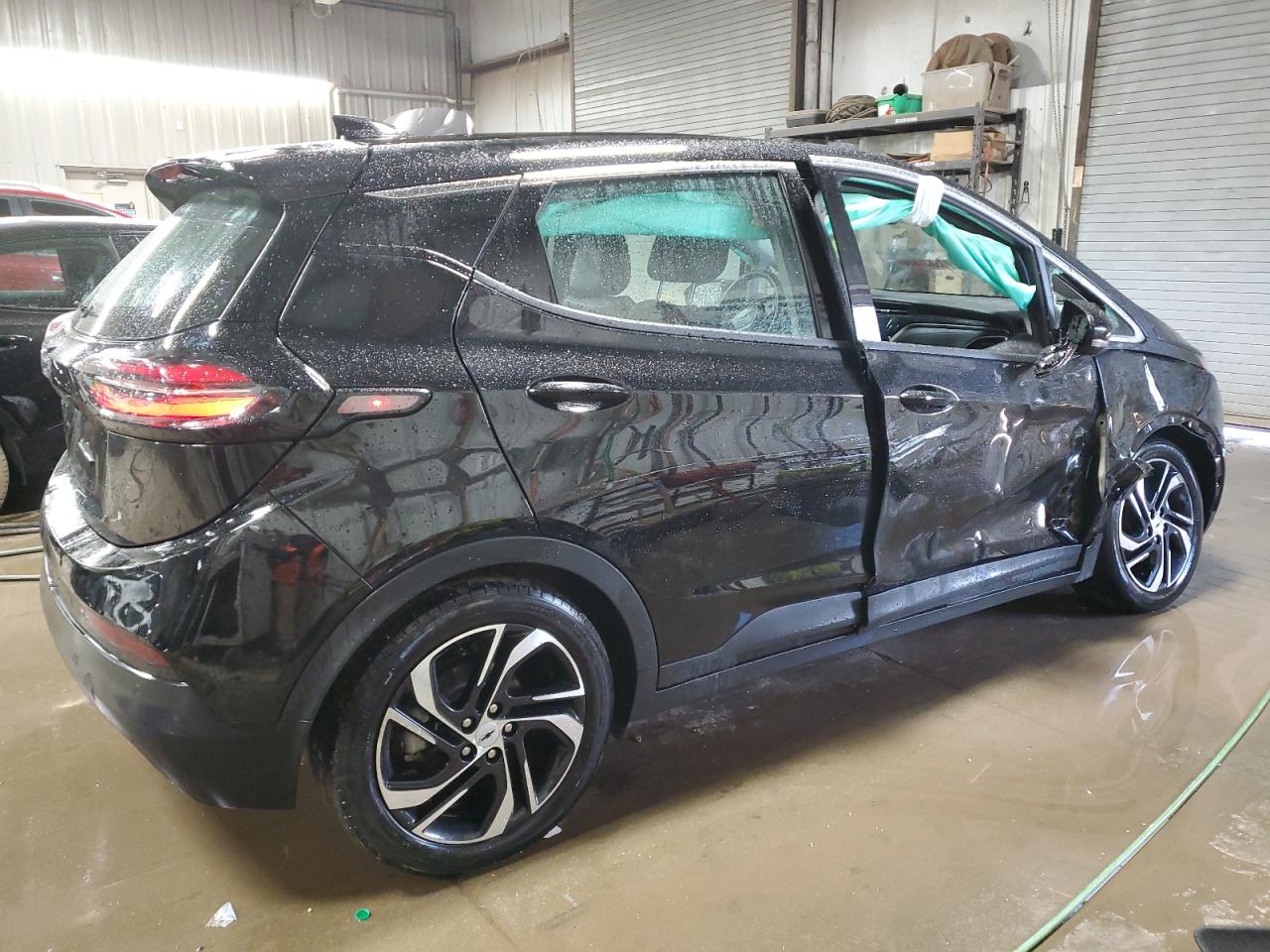 Lot #2948342912 2023 CHEVROLET BOLT EV 2L