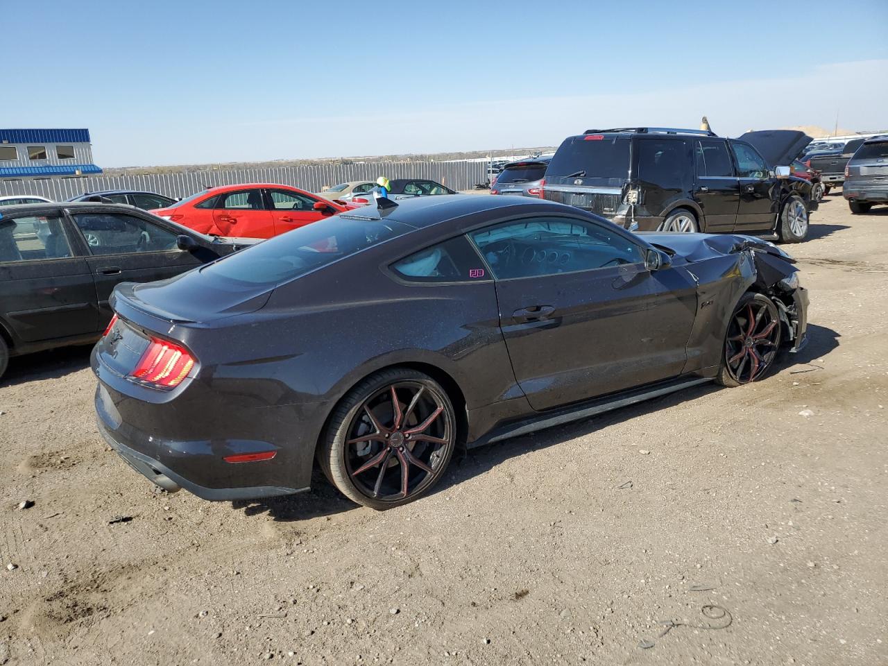 Lot #2976619573 2023 FORD MUSTANG