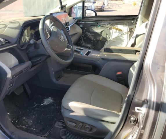 2022 TOYOTA SIENNA XLE 5TDJRKEC6NS079770