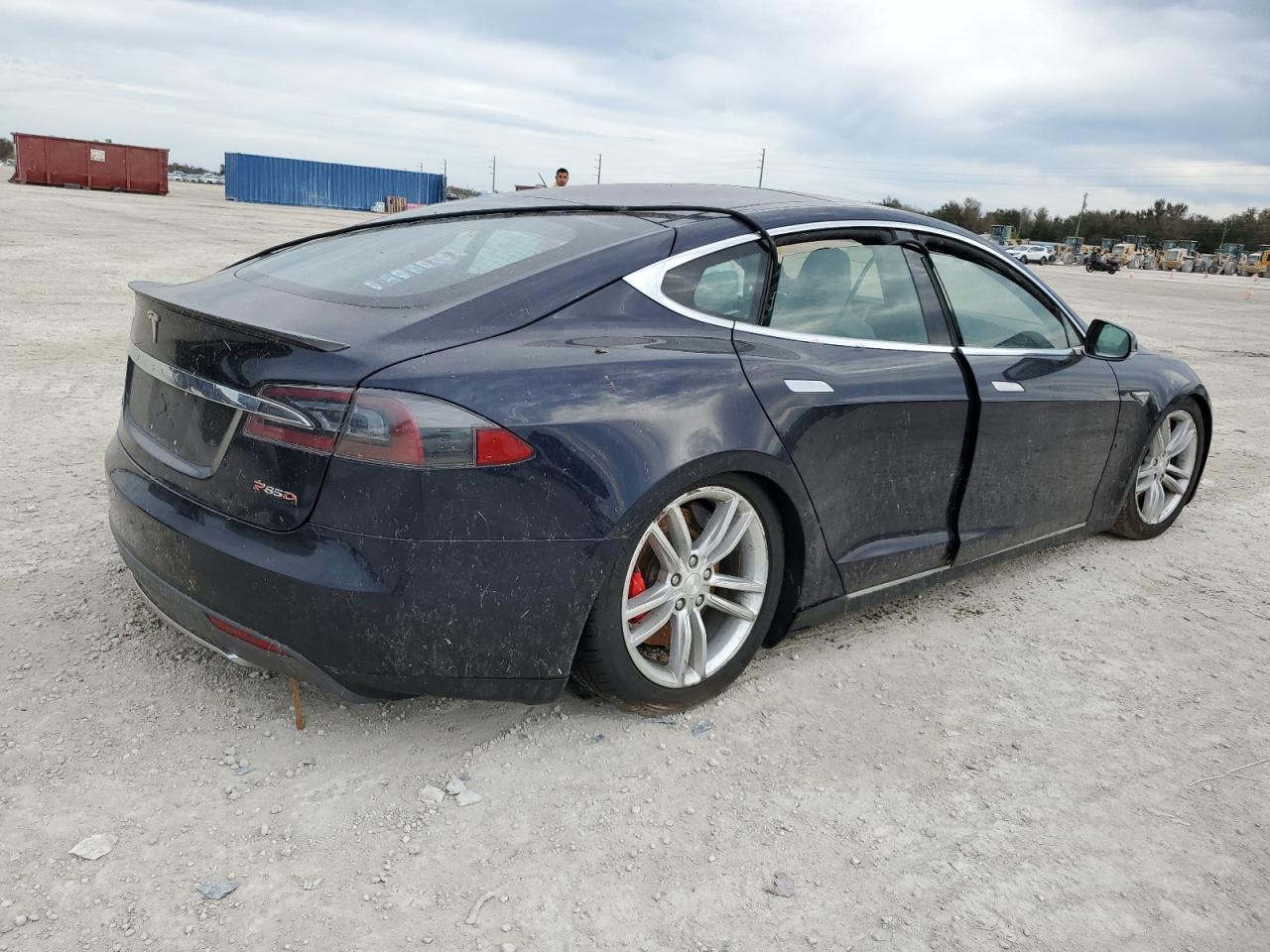 Lot #2990733991 2014 TESLA MODEL S